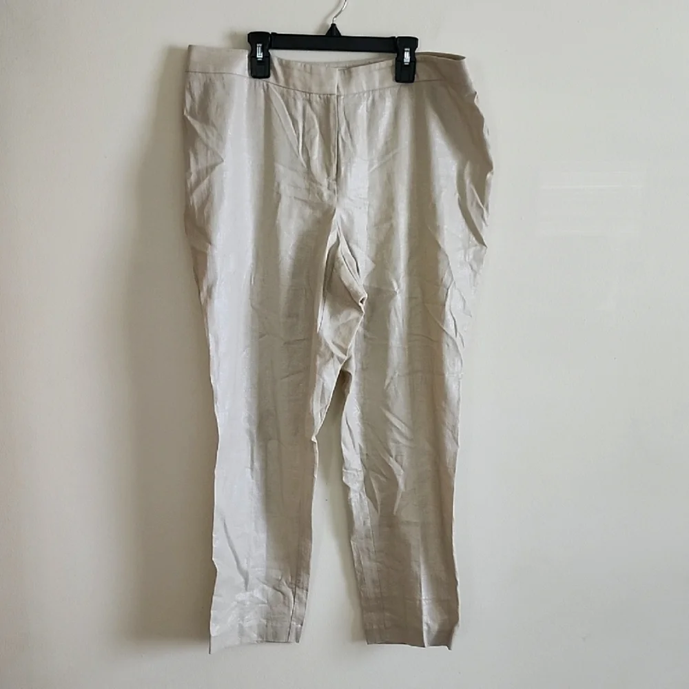 Chico's Cream Metallic Sheen Tapered Leg Chinos for Women Linen Blend Chicos 2 L